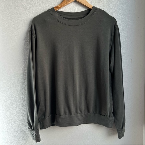 Lou & Grey | Olive Green Lightweight Sweatshirt Top - Picture 2 of 7